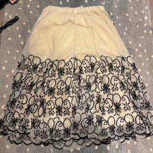 Vintage style & co lace midi skirt with attached petticoat for volume
